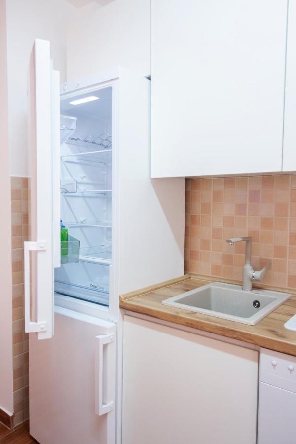 Lux Family Apartment Vidanovic ปิโรต์ ภายนอก รูปภาพ